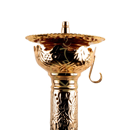 Close-up of bowl on Khalil Mamoon Ice Dana Gold Hookah, gold-plated details